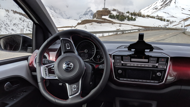 Illustration for article titled The 2018 Volkswagen Up GTI Is As Fun As Tiny Cars Get
